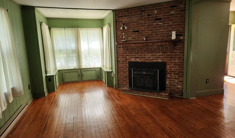 201 ERICSSON Ave, Betterton, MD 21610 - 3 Beds, 2 Bath