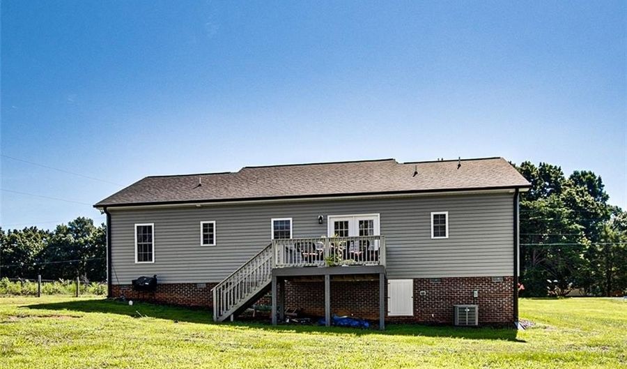 1384 Grantville Ln, Asheboro, NC 27205 - 3 Beds, 2 Bath