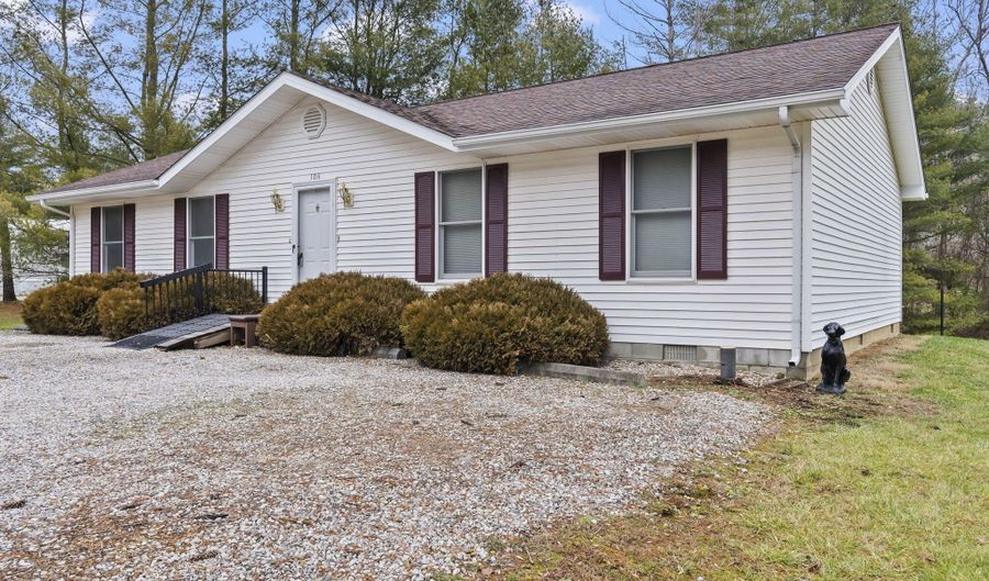 106 Sharon Dr, Clearfield, KY 40313 - 4 Beds, 2 Bath