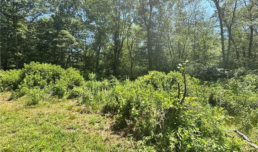 400 Yawgoo Valley Rd, Exeter, RI 02822 - 0 Beds, 0 Bath