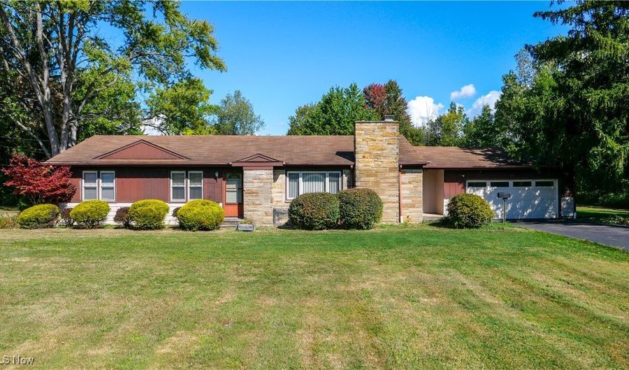 982 W Garfield Rd, Aurora, OH 44202 - 3 Beds, 1 Bath