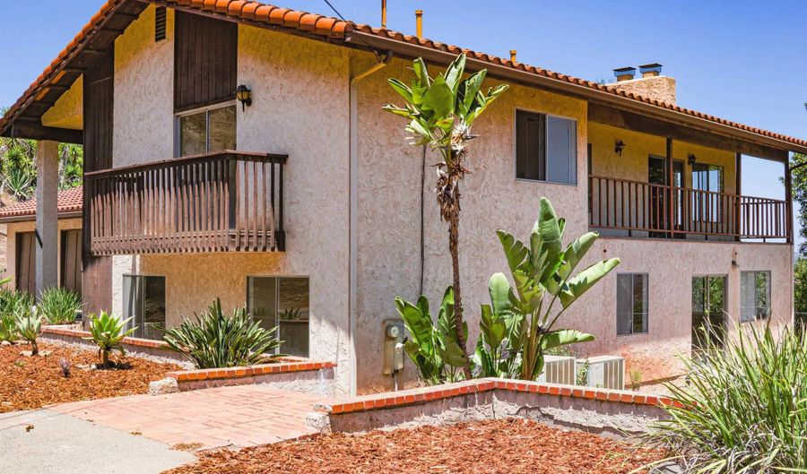 3041 Millar Ranch Rd, Spring Valley, CA 91978 - 5 Beds, 4 Bath