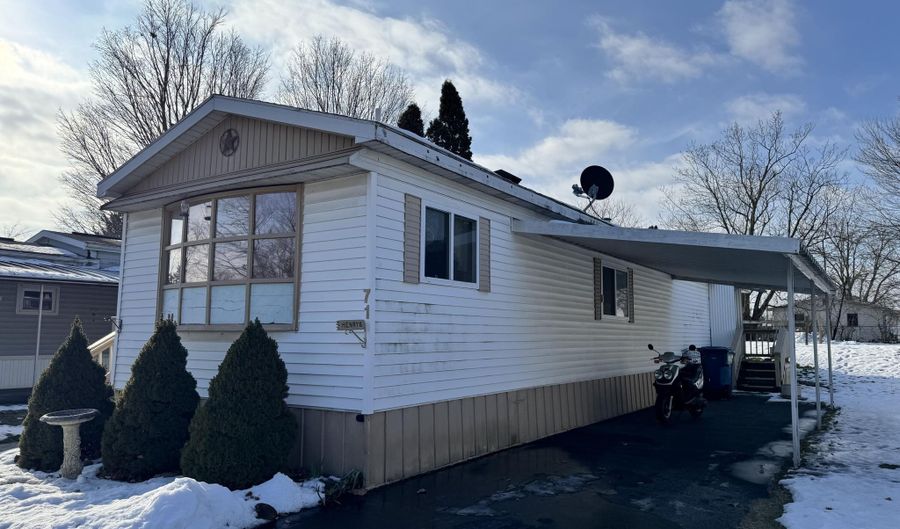 71 Oneida, Adrian, MI 49221 - 2 Beds, 1 Bath