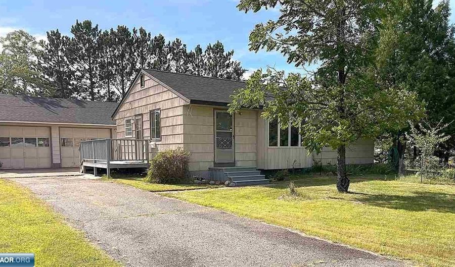 10 Elm Blvd, Babbitt, MN 55706 - 2 Beds, 1 Bath