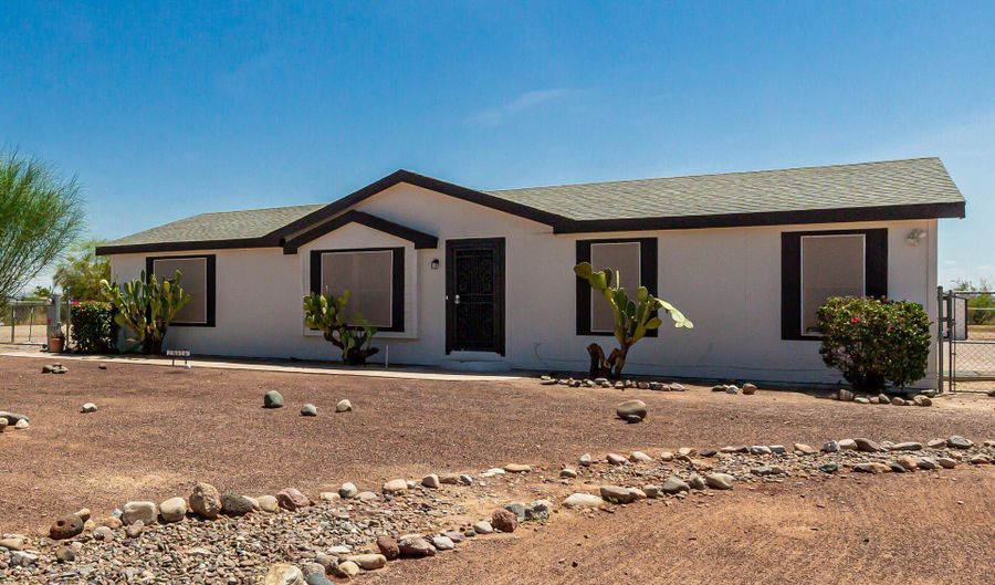 28919 W COCOPAH St, Buckeye, AZ 85326 - 3 Beds, 2 Bath