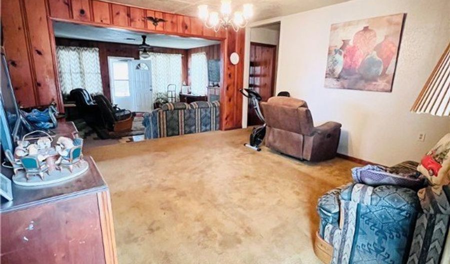 701 Lincoln St, Alice, TX 78332 - 3 Beds, 1 Bath