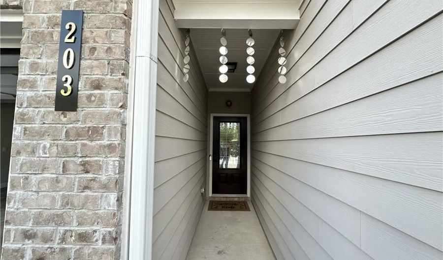 203 Yellowwood Way, Woodstock, GA 30188 - 3 Beds, 3 Bath