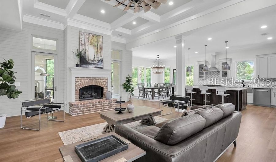 159 Farnsleigh Ave, Bluffton, SC 29910 - 5 Beds, 6 Bath