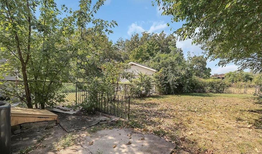 8439 Tennessee Ave, Affton, MO 63125 - 2 Beds, 1 Bath