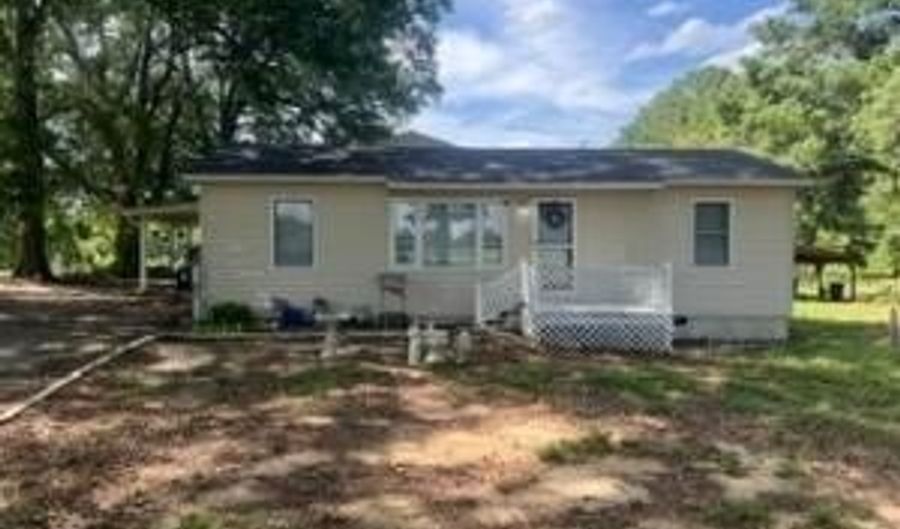 4474 Autryville Rd, Autryville, NC 28318 - 2 Beds, 1 Bath