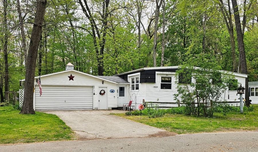 1922 Laura St 3, Allegan, MI 49010 - 2 Beds, 2 Bath