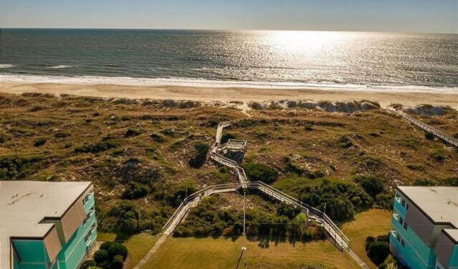 301 E Commerce Way Rd 117, Atlantic Beach, NC 28512 - 2 Beds, 2 Bath
