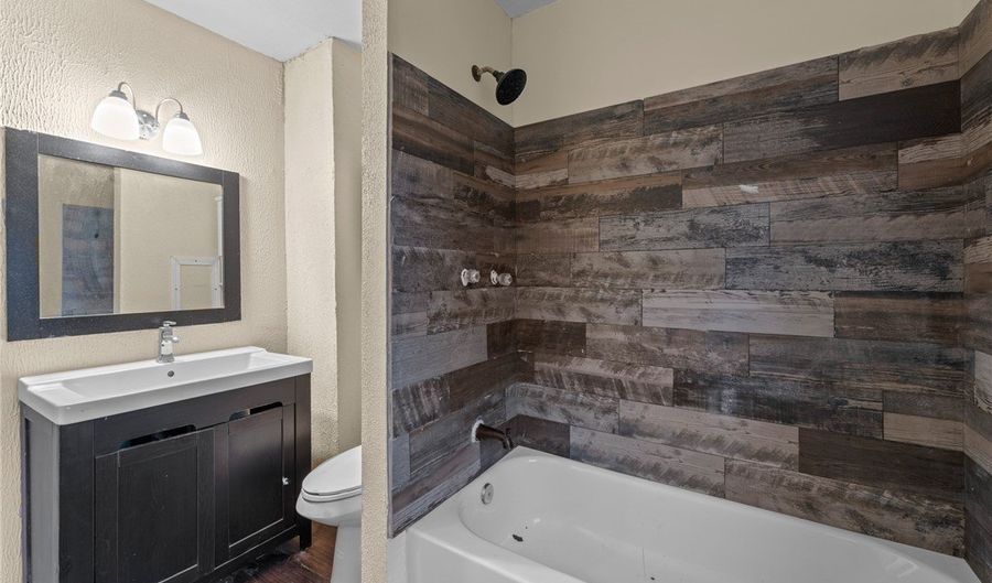 1053 Mount Vernon Ave, Akron, OH 44310 - 3 Beds, 1 Bath