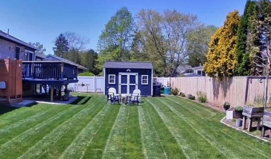 70 Pettee Ave, North Kingstown, RI 02852 - 3 Beds, 1 Bath