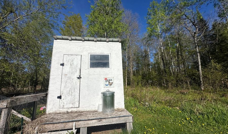 5327 BROADWAY St, Argonne, WI 54511 - 3 Beds, 2 Bath