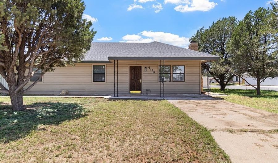 409 NE 6th St, Andrews, TX 79714 - 4 Beds, 2 Bath