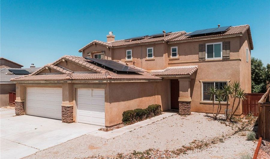 15193 Arcadian St, Adelanto, CA 92301 - 5 Beds, 3 Bath