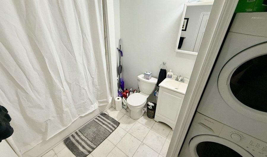 9 Boston St 2, Boston, MA 02127 - 2 Beds, 1 Bath