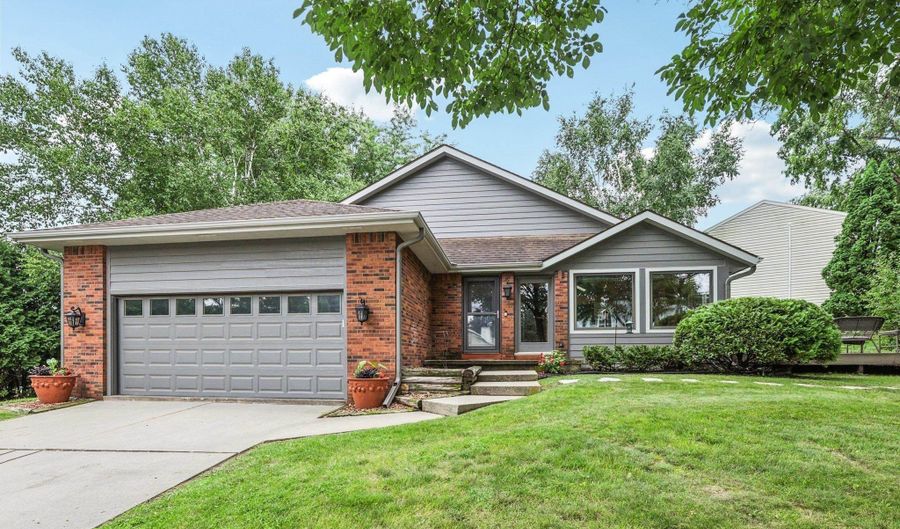 13 Apple Hill Cir, Madison, WI 53717 - 4 Beds, 2 Bath