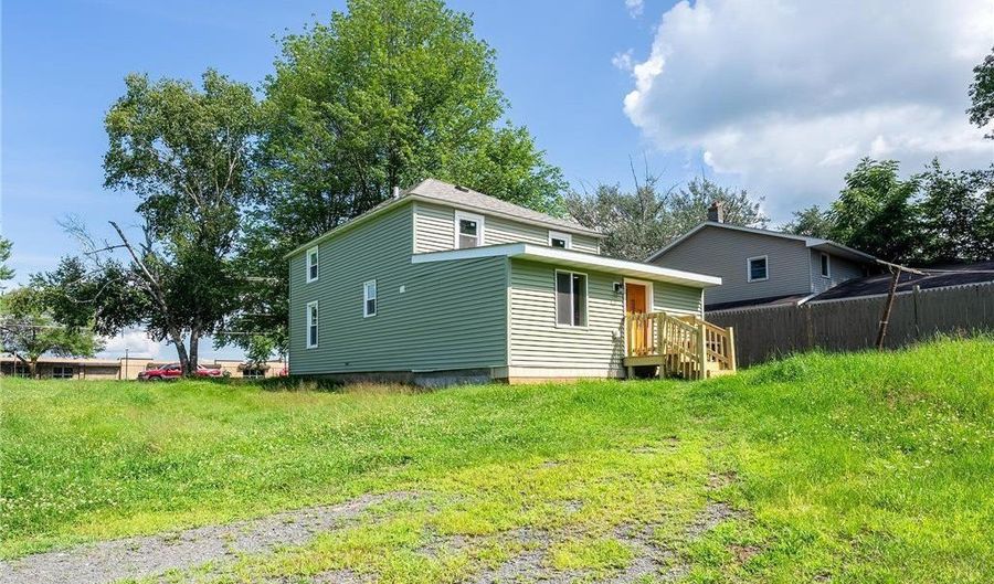 488 Minneapolis Ave S, Amery, WI 54001 - 3 Beds, 1 Bath