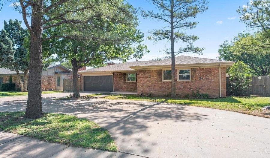 2307 ATKINSEN St, Amarillo, TX 79106 - 4 Beds, 3 Bath