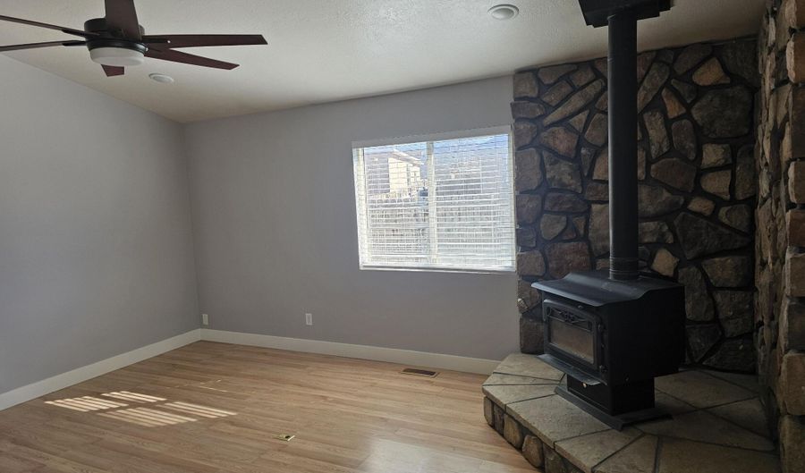 593 W 1475 Cir N, Cedar City, UT 84721 - 3 Beds, 2 Bath