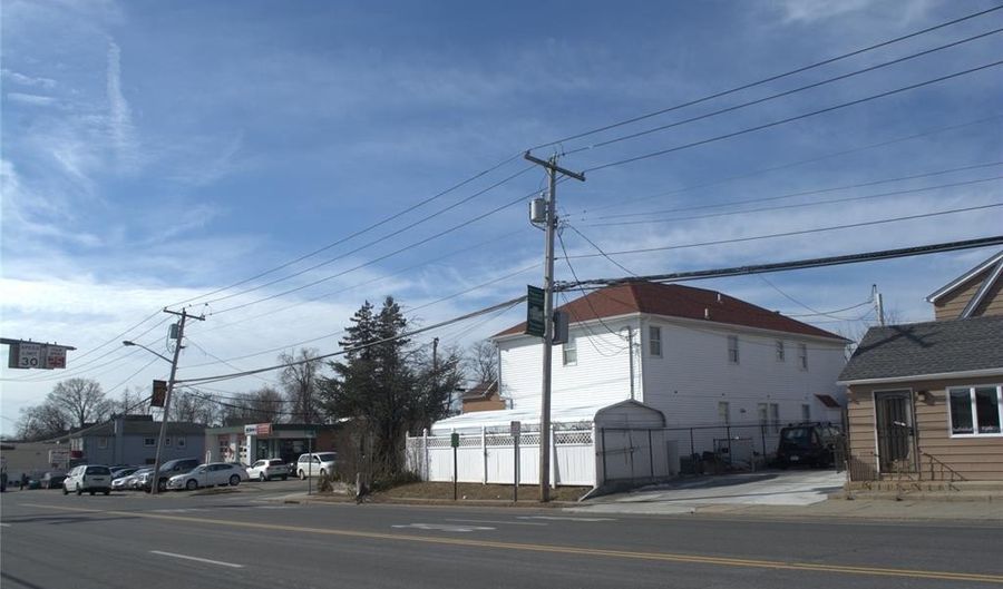 837 Willis Ave, Albertson, NY 11507 - 0 Beds, 0 Bath