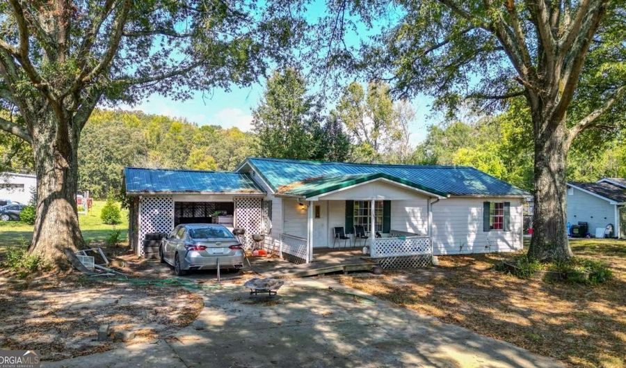 2857 Mcdaniel Station Rd SW, Adairsville, GA 30103 - 3 Beds, 2 Bath
