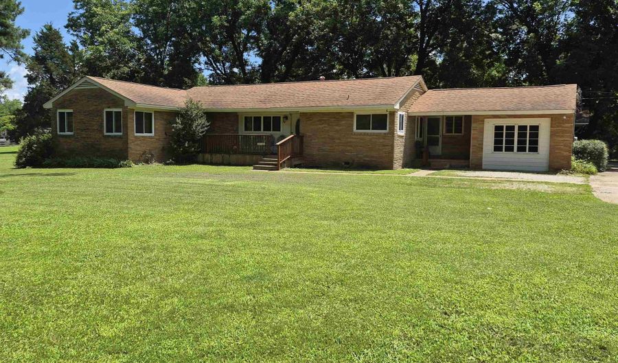 4260 BROADWAY Rd, Bartlett, TN 38002 - 3 Beds, 2 Bath