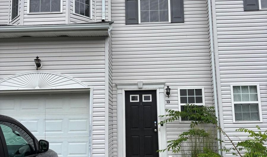 13 Esplanade Way, Bayville, NJ 08721 - 3 Beds, 3 Bath