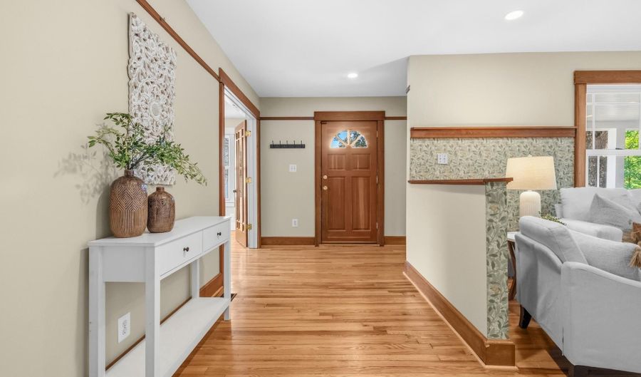 6005 ANNISTON Rd, Bethesda, MD 20817 - 4 Beds, 4 Bath