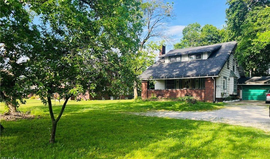 870 Parkway Blvd, Alliance, OH 44601 - 3 Beds, 2 Bath