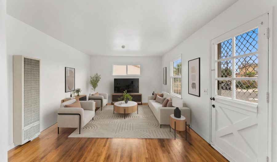 3816 Tomahawk Ln, San Diego, CA 92117 - 3 Beds, 1 Bath