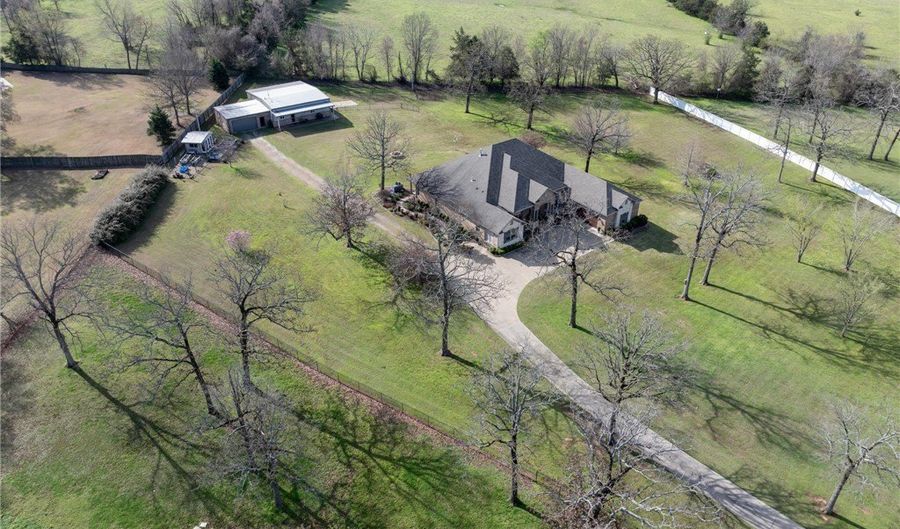 1237 Waterfront Rd, Alma, AR 72921 - 3 Beds, 3 Bath
