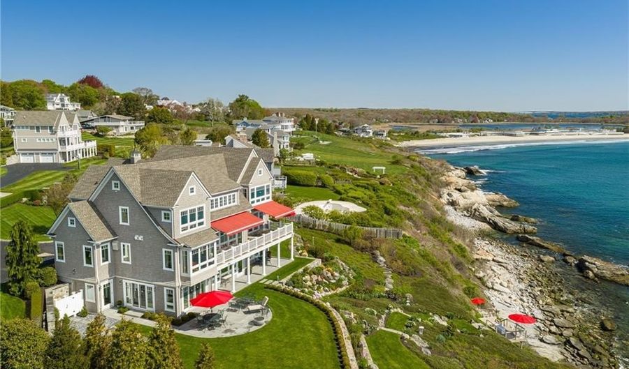 737 Boston Neck Rd, Narragansett, RI 02882 - 4 Beds, 5 Bath