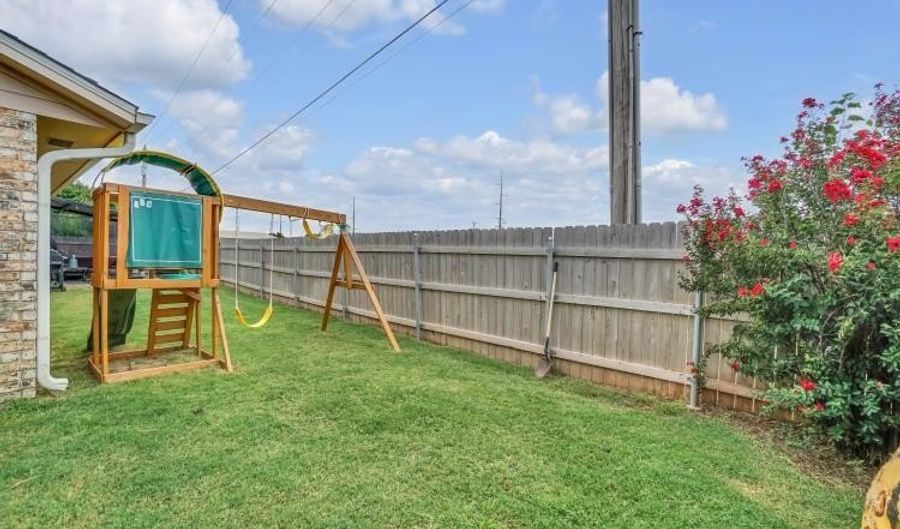 1100 Ruth Rd, Altus, OK 73521 - 3 Beds, 2 Bath