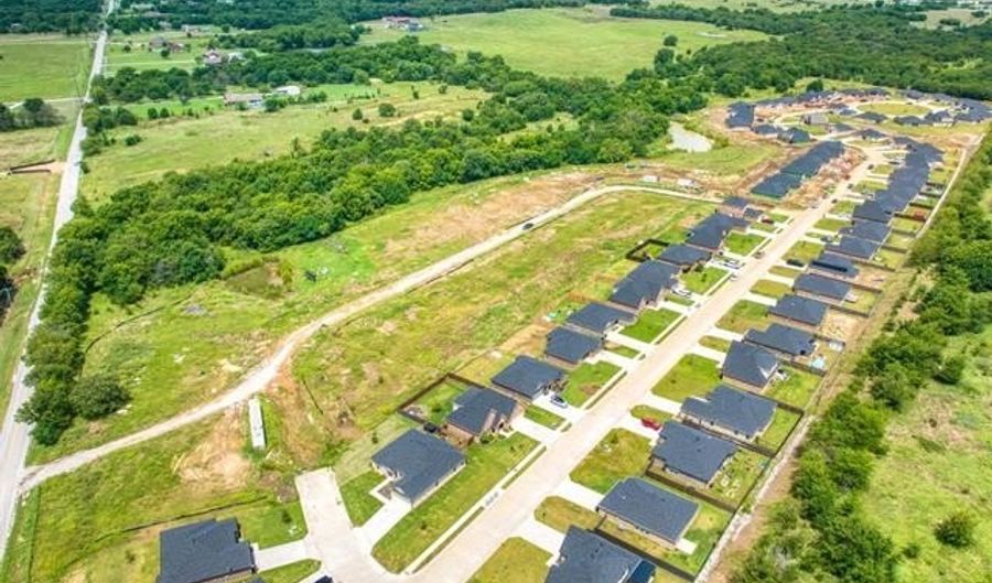 1126 Champion Way, Ardmore, OK 73401 - 4 Beds, 3 Bath
