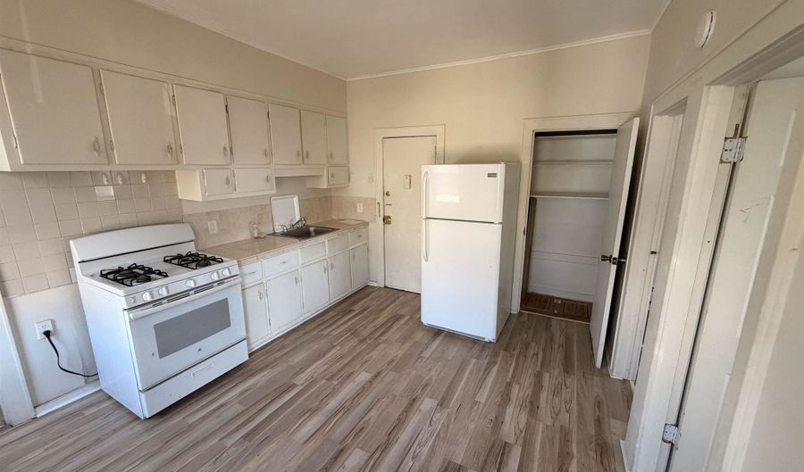 133 W 20TH St Apt 3, Bayonne, NJ 07002 - 2 Beds, 1 Bath