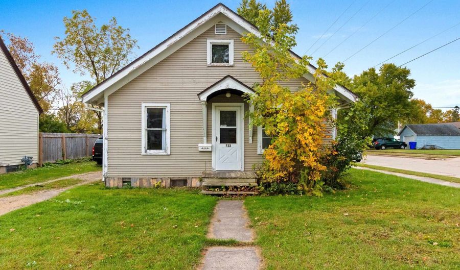 733 W GRANT St, Appleton, WI 54914 - 2 Beds, 1 Bath