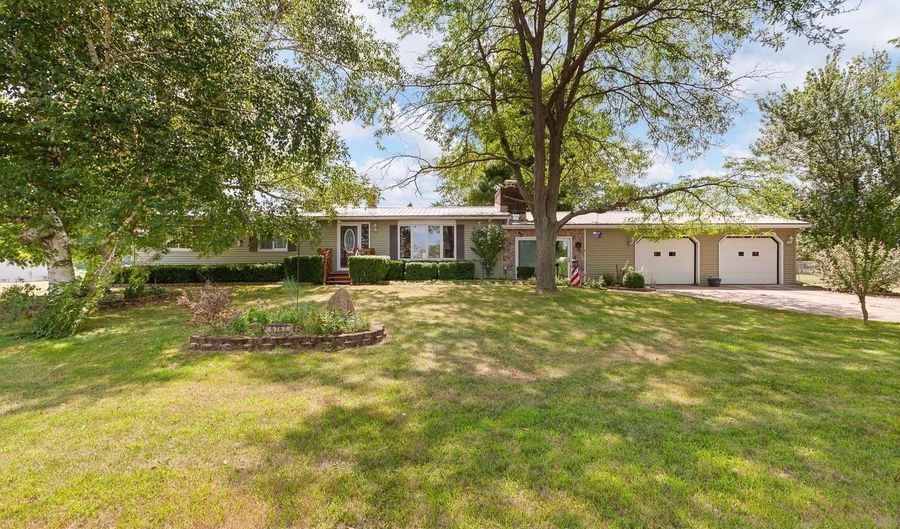 5767 Plank, Adrian, MI 49221 - 3 Beds, 2 Bath