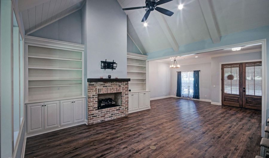2072 Quail Hill Rd, Brandon, MS 39042 - 4 Beds, 3 Bath