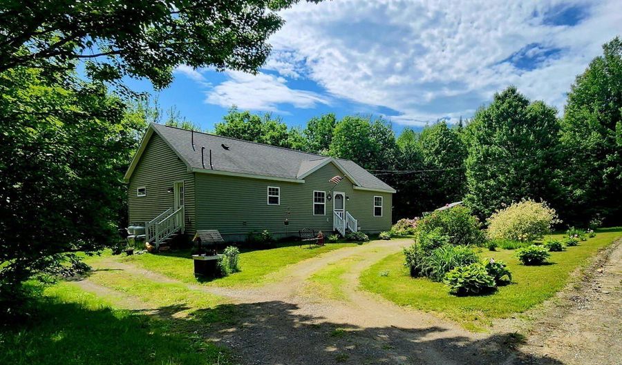 461 Four Mile Square Rd, Anson, ME 04911 - 3 Beds, 2 Bath