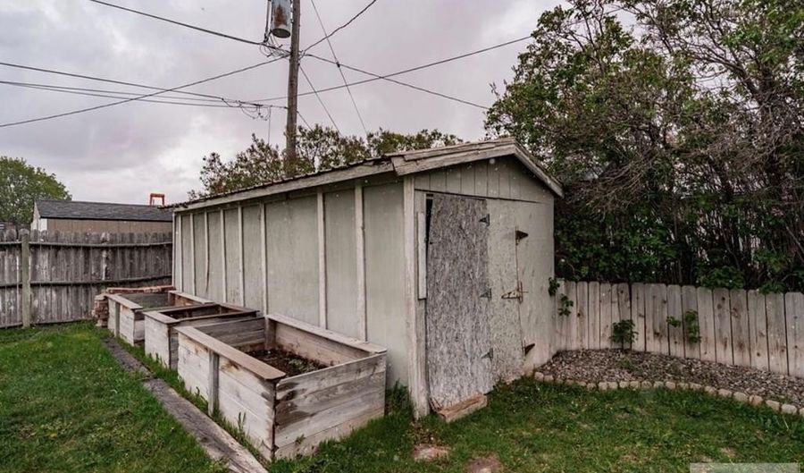 3715 E Vaughn St, Ammon, ID 83406 - 4 Beds, 1 Bath