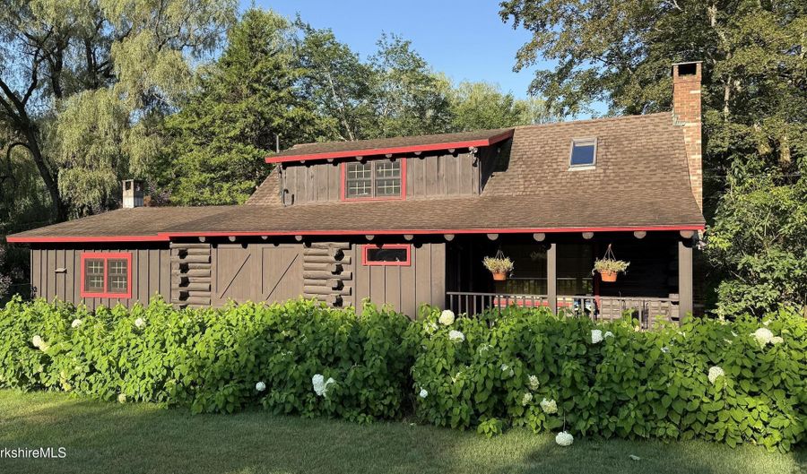 137 East Rd, Alford, MA 01266 - 3 Beds, 2 Bath