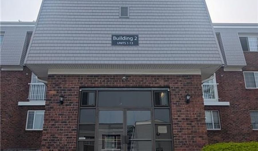 300 Smithfield Rd P2-2, North Providence, RI 02904 - 2 Beds, 1 Bath