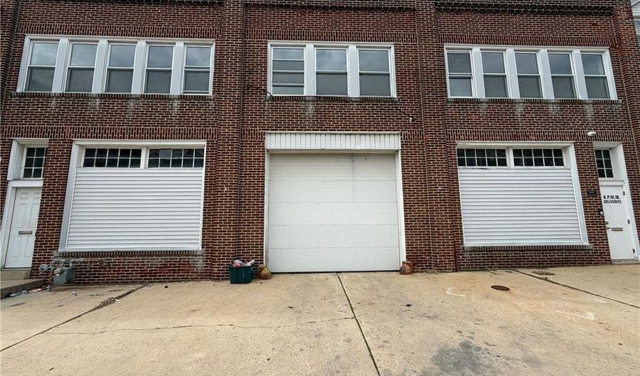 921 W Washington St, Allentown, PA 18102 - 0 Beds, 0 Bath