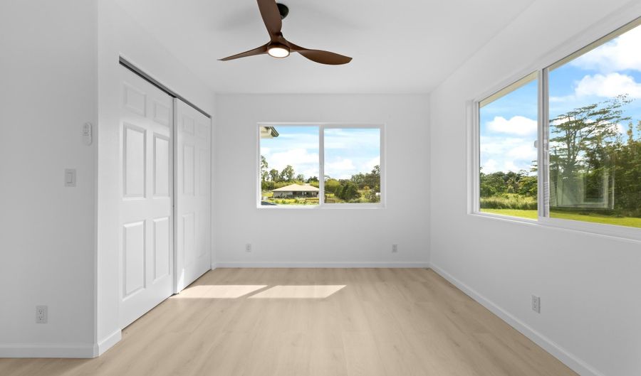 15-1398 13TH Ave, Keaau, HI 96749 - 10 Beds, 8 Bath