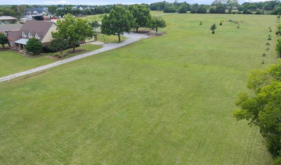 1305 Laurence Dr, Heath, TX 75032 - 4 Beds, 4 Bath