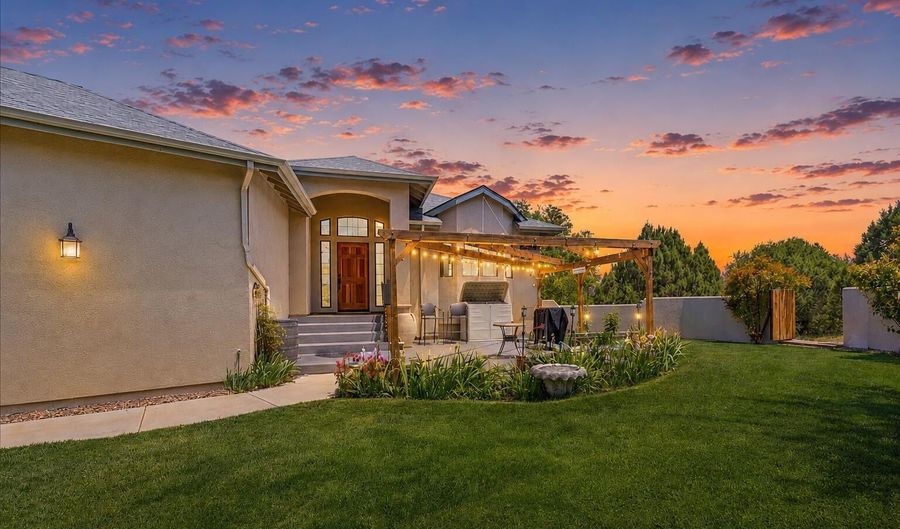 3805 N MALAPAI Dr, Chino Valley, AZ 86323 - 3 Beds, 3 Bath