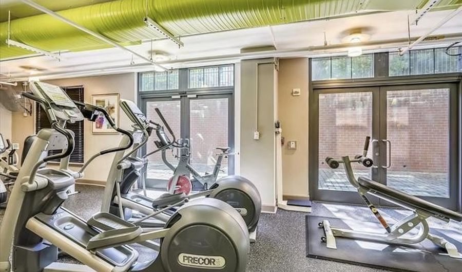 1021 N GARFIELD St 215, Arlington, VA 22201 - 1 Beds, 1 Bath